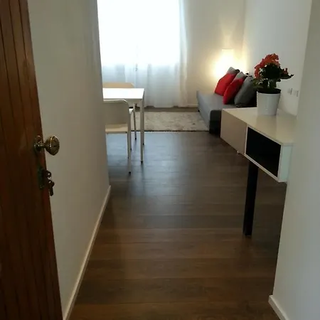 Design Flat And Private Garden *
