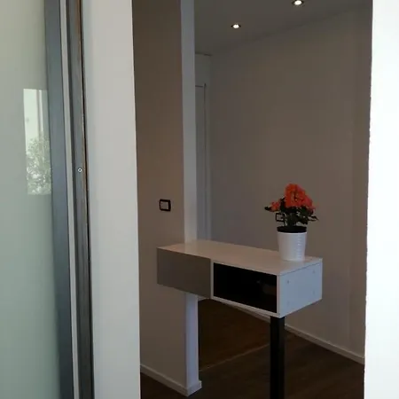 Design Flat And Private Garden Apartament Opera