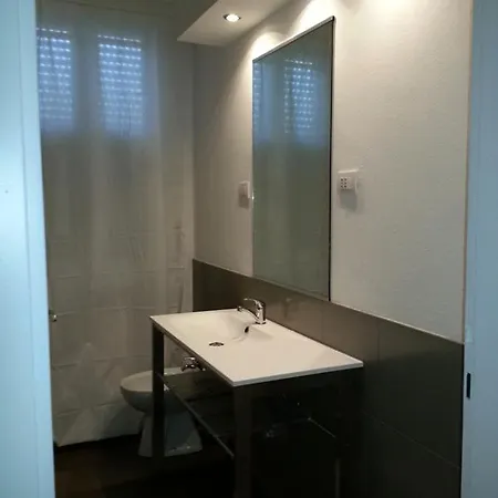 Design Flat And Private Garden Apartament