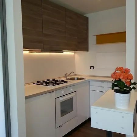 Design Flat And Private Garden *
